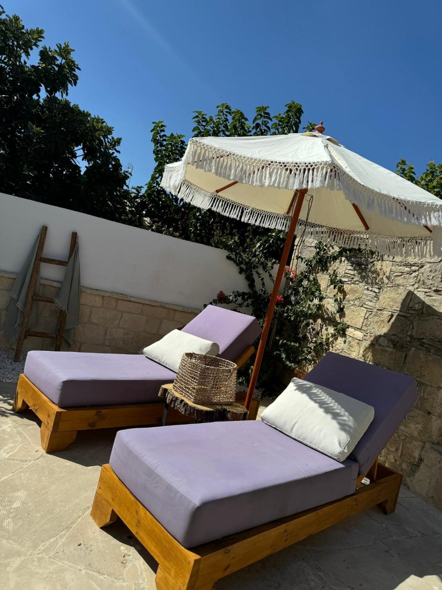 Fig&Olive Luxury One Bedroom Boutique In Pachna Limassol Bagian luar foto